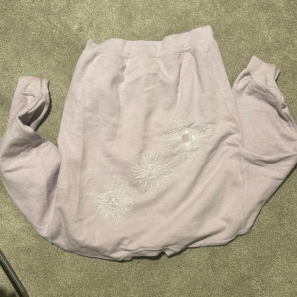 Not my style, very comfy with a nice material on the inside.